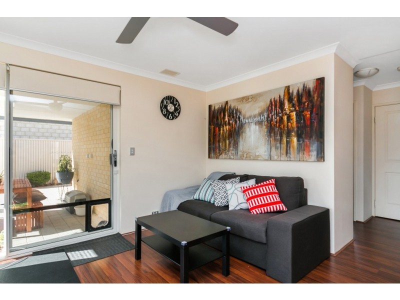 1 Arnside Bend, Waikiki WA 6169