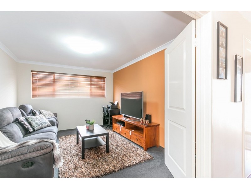 1 Arnside Bend, Waikiki WA 6169
