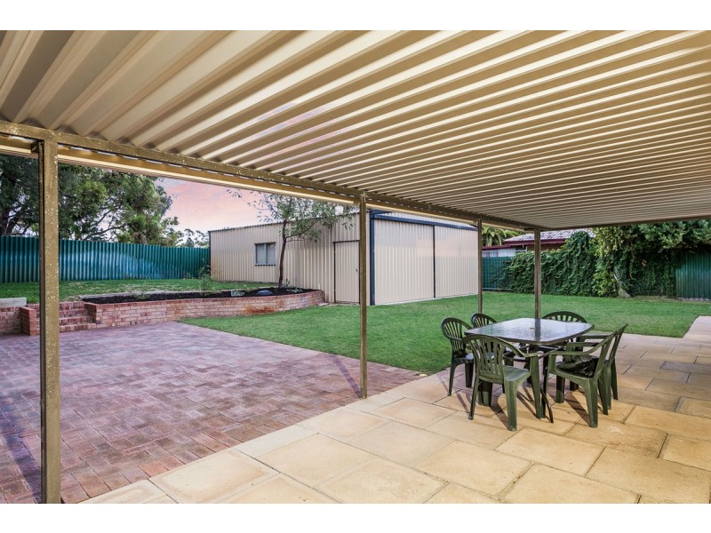 15 Kullaroo Court, Hillman WA 6168