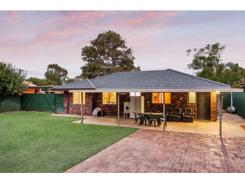 15 Kullaroo Court, Hillman WA 6168