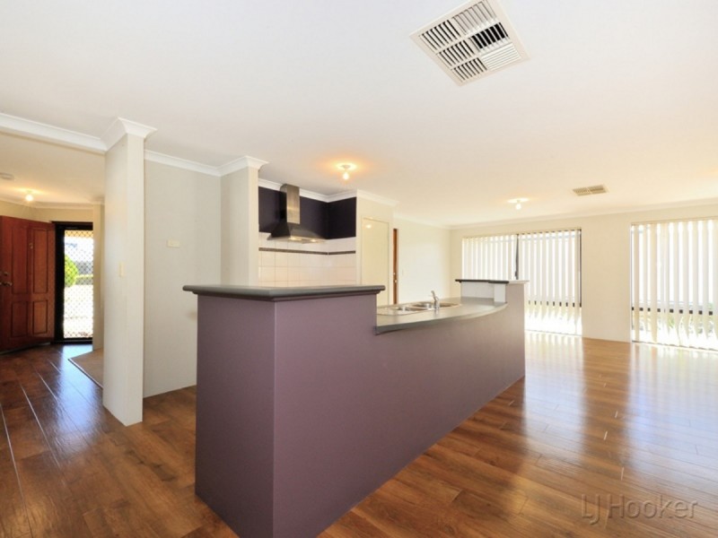 5 Noosa Drive, Secret Harbour WA 6173