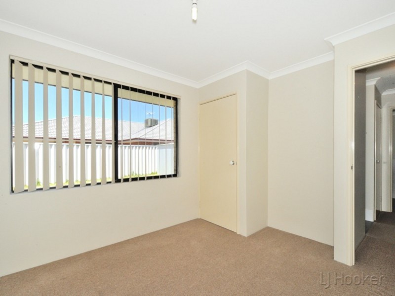 5 Noosa Drive, Secret Harbour WA 6173