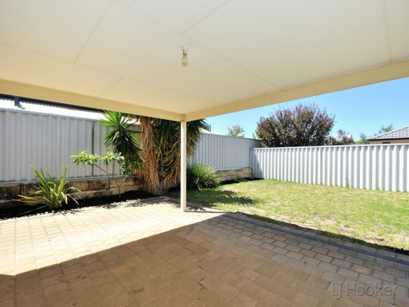 5 Noosa Drive, Secret Harbour WA 6173