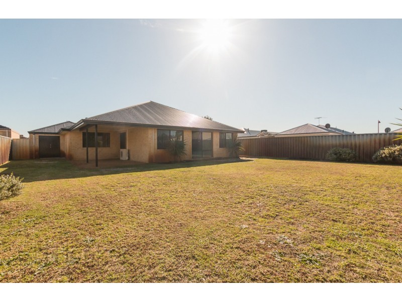 16 Starflower Way, Baldivis WA 6171