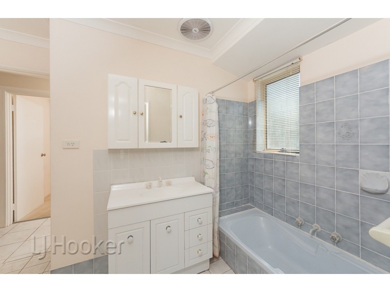 19 Senegal Grove, Warnbro WA 6169