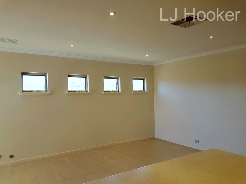 21 Swanbourne Avenue, Secret Harbour WA 6173