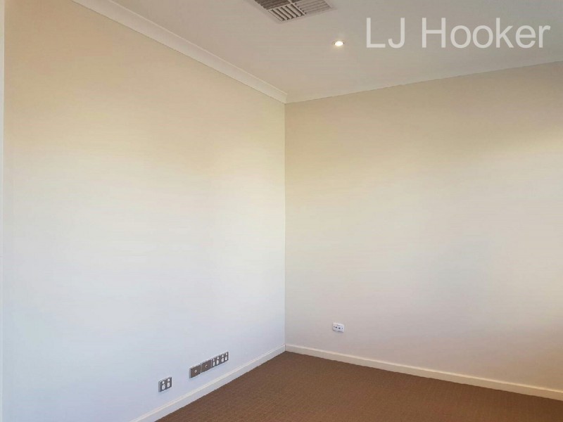 21 Swanbourne Avenue, Secret Harbour WA 6173