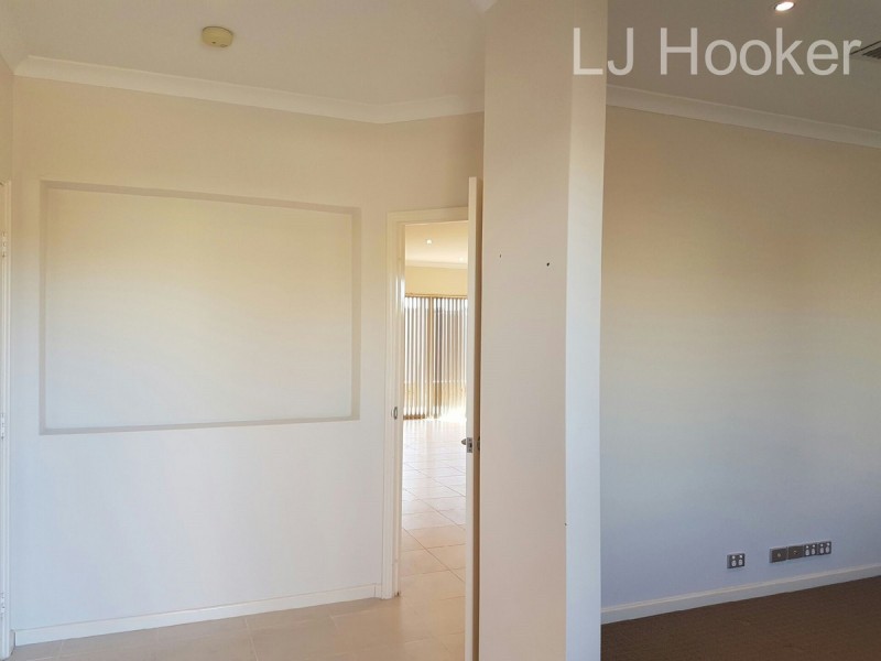 21 Swanbourne Avenue, Secret Harbour WA 6173