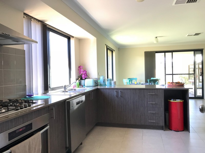 10 Bristlebird Approach, Baldivis WA 6171