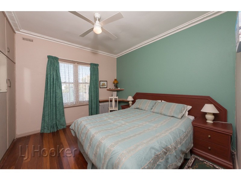 17 Churchill Avenue, Shoalwater WA 6169