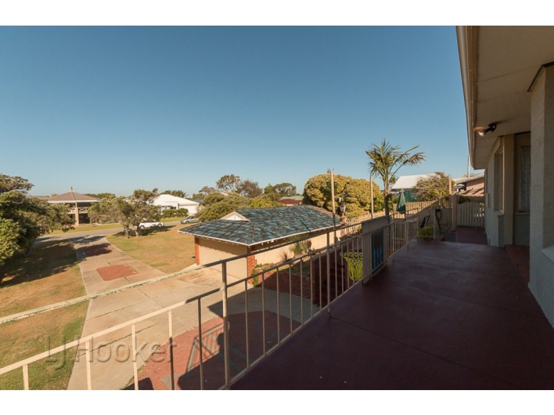 17 Churchill Avenue, Shoalwater WA 6169