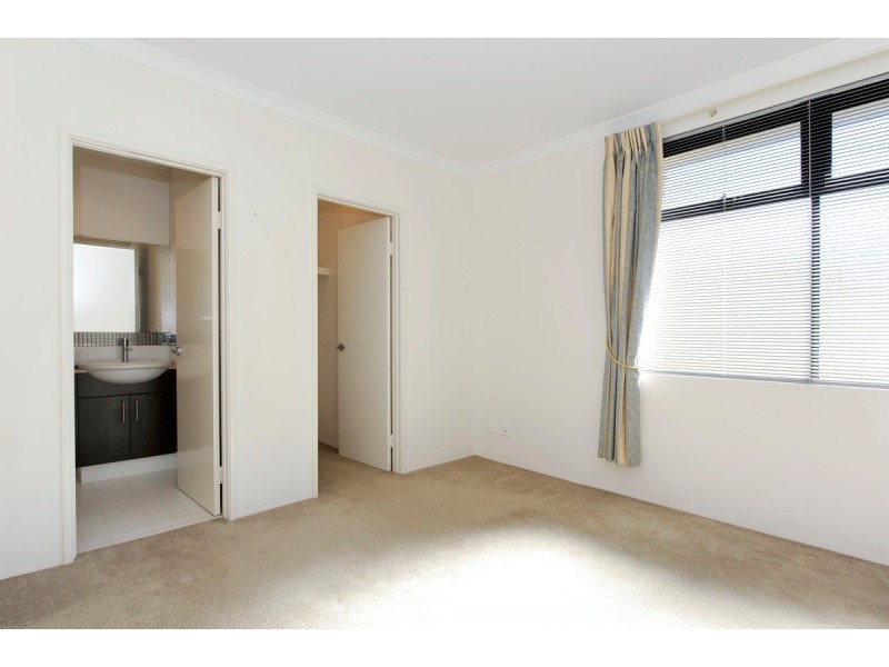 3/13 George Street, Rockingham WA 6168