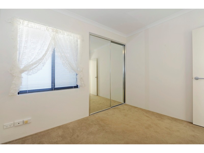 3/13 George Street, Rockingham WA 6168