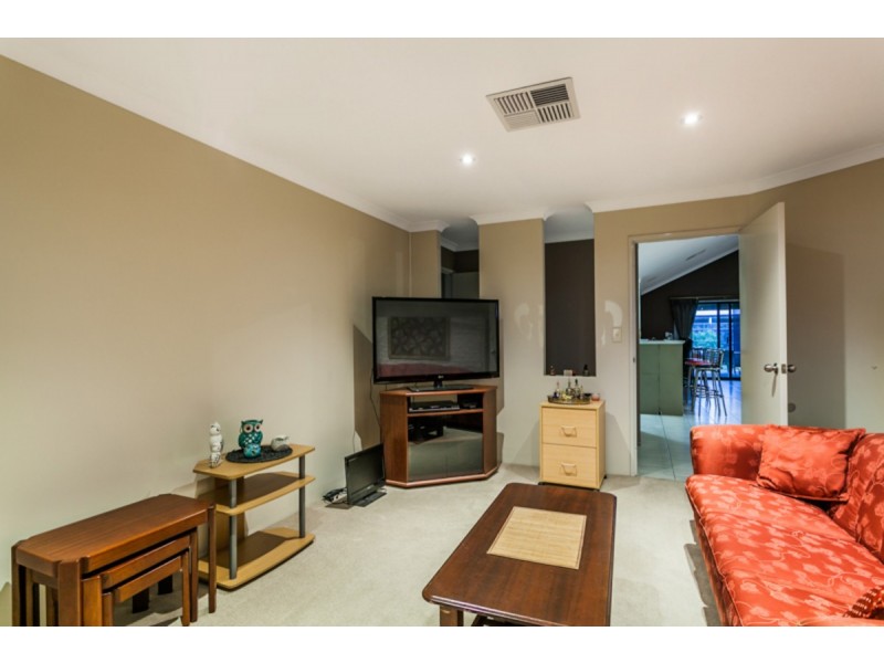 48 Ritchie Drive, Rockingham WA 6168