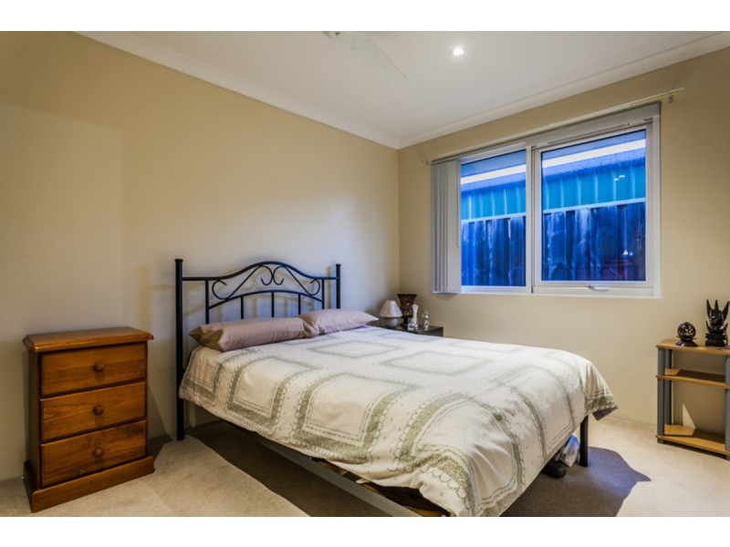 48 Ritchie Drive, Rockingham WA 6168