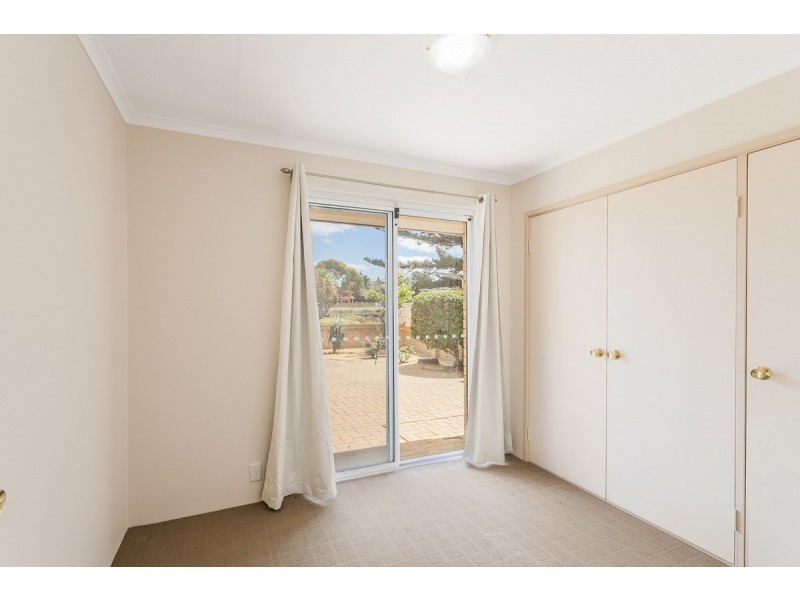 4/28 Fletcher Street, Rockingham WA 6168