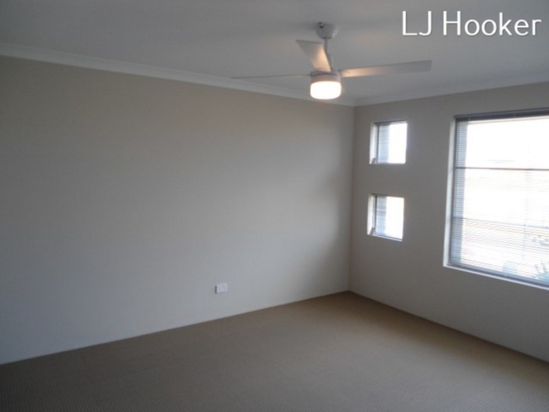 12 Jims Crescent, Secret Harbour WA 6173