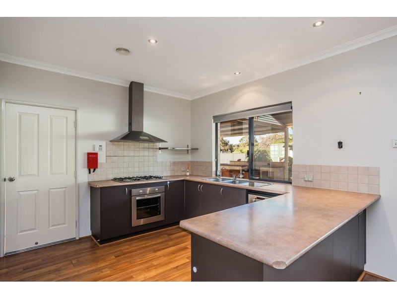 27 Lombadina Parade, Secret Harbour WA 6173