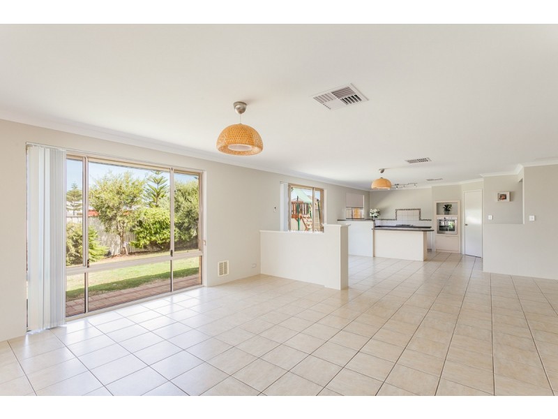 5 Yampi Vale, Secret Harbour WA 6173