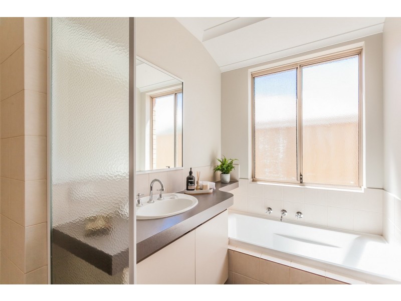 5 Yampi Vale, Secret Harbour WA 6173