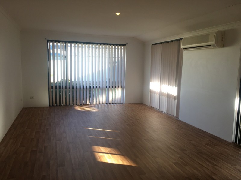 1 Vansittart Avenue, Secret Harbour WA 6173