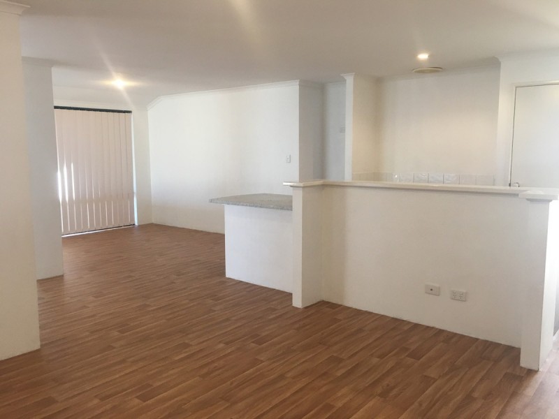 1 Vansittart Avenue, Secret Harbour WA 6173