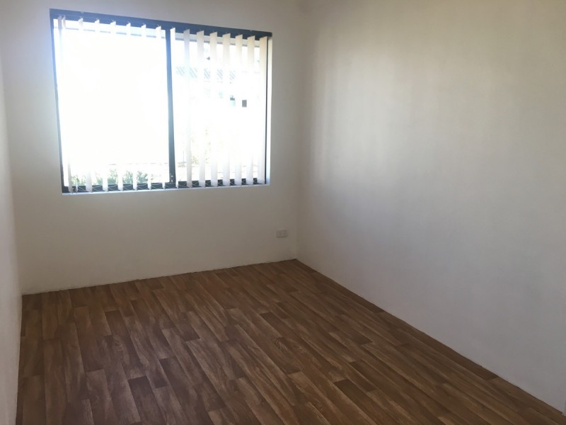 1 Vansittart Avenue, Secret Harbour WA 6173