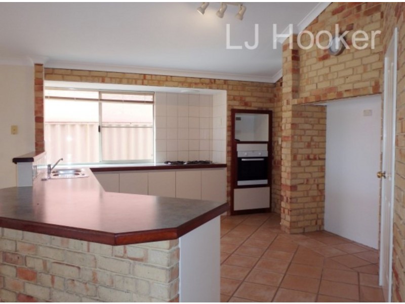 17 Canouan Loop, Secret Harbour WA 6173