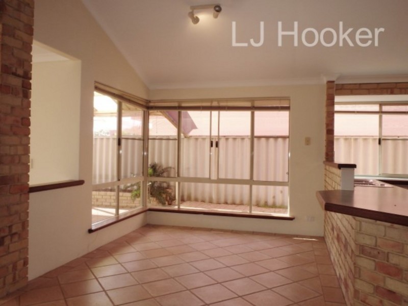 17 Canouan Loop, Secret Harbour WA 6173