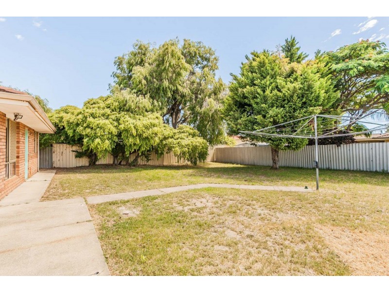 3 Blair Court, Waikiki WA 6169