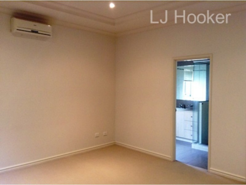 5B Hillman Street, Rockingham WA 6168