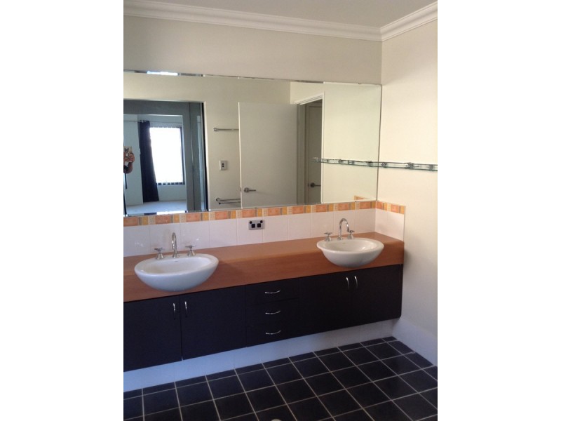 14 Pulsano Mews, Secret Harbour WA 6173