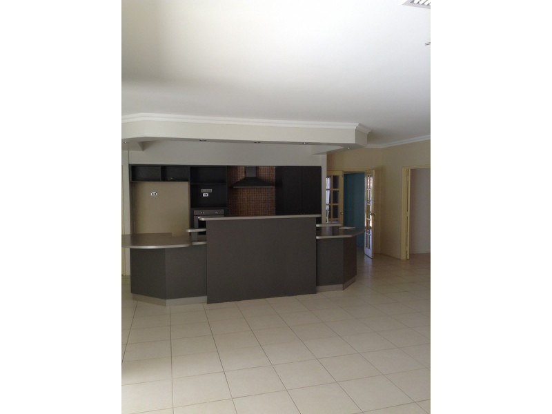 14 Pulsano Mews, Secret Harbour WA 6173