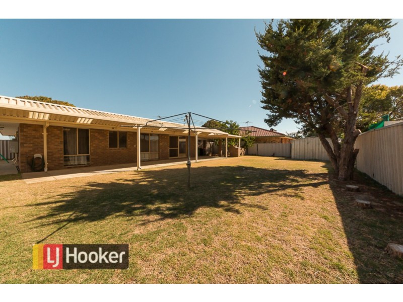 6 Glenway Loop, Cooloongup WA 6168