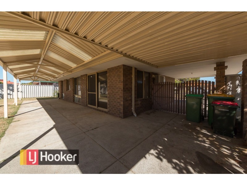 6 Glenway Loop, Cooloongup WA 6168