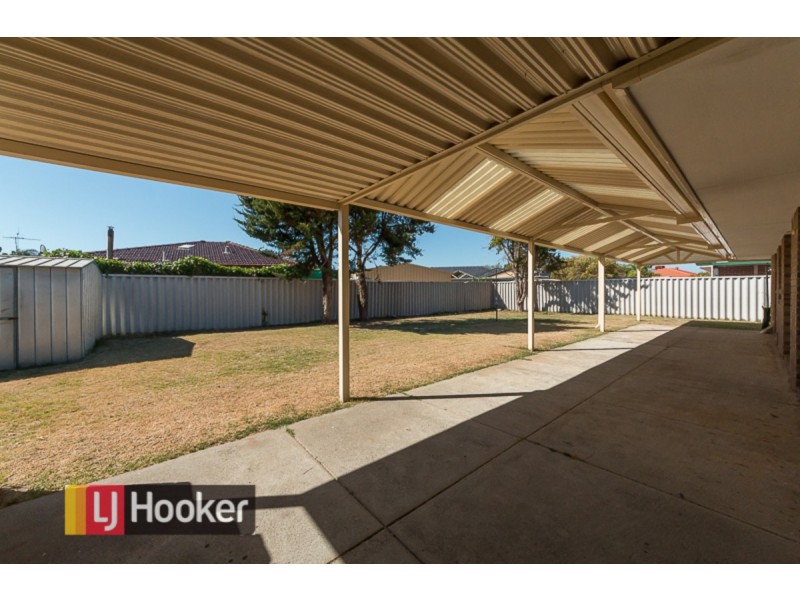 6 Glenway Loop, Cooloongup WA 6168