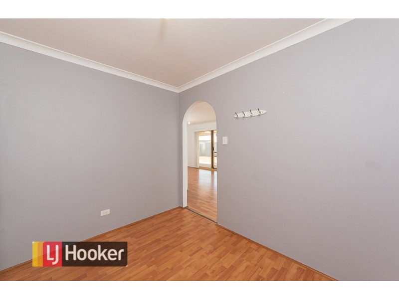 6 Glenway Loop, Cooloongup WA 6168