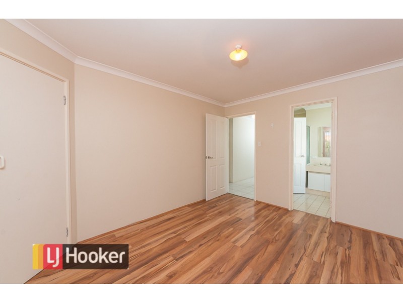 6 Glenway Loop, Cooloongup WA 6168