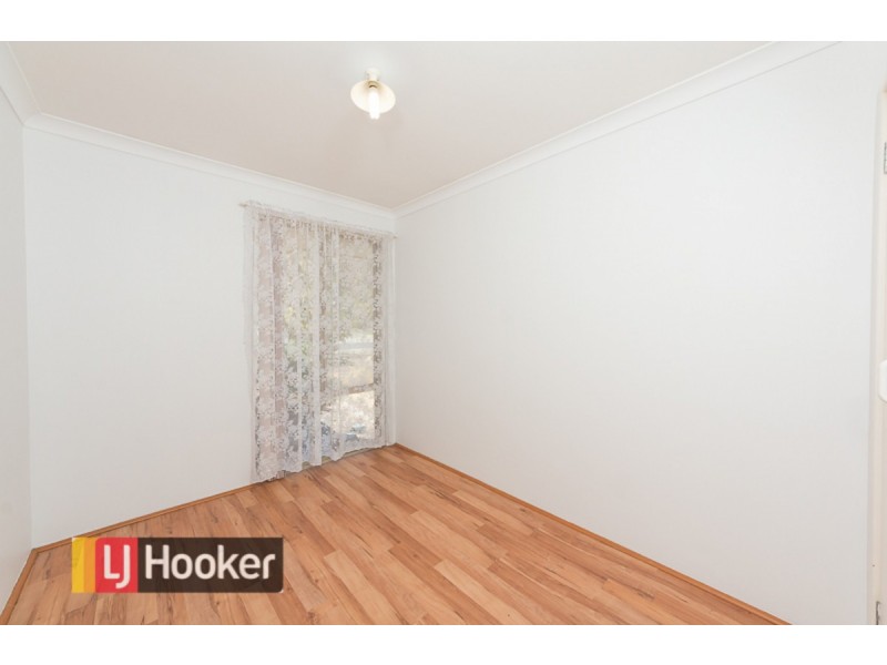 6 Glenway Loop, Cooloongup WA 6168