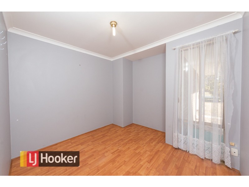 6 Glenway Loop, Cooloongup WA 6168