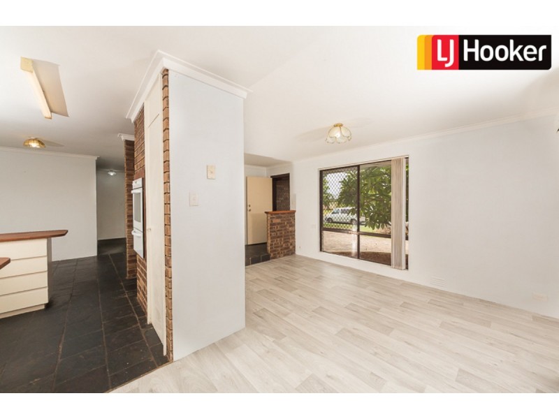 12 Monkton Way, Warnbro WA 6169