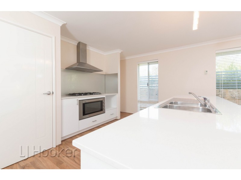 18 Rubens Circuit, Baldivis WA 6171