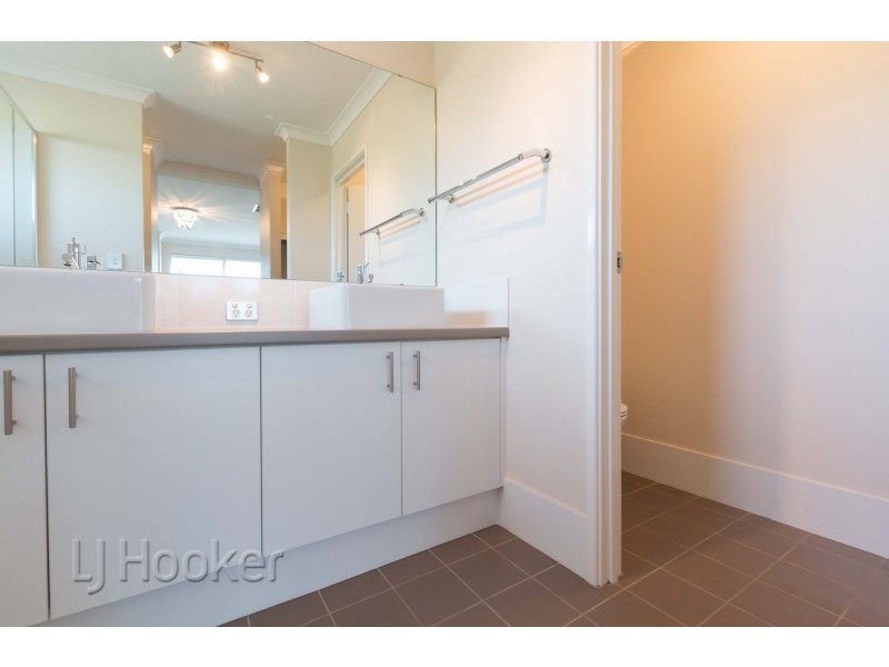 18 Rubens Circuit, Baldivis WA 6171