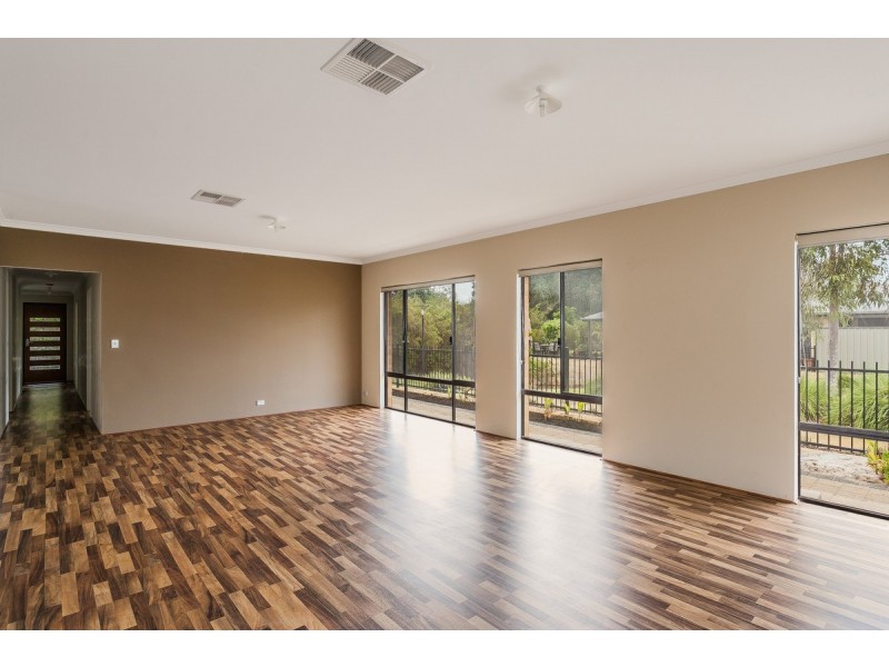 11 Dardanup Lane, Baldivis WA 6171