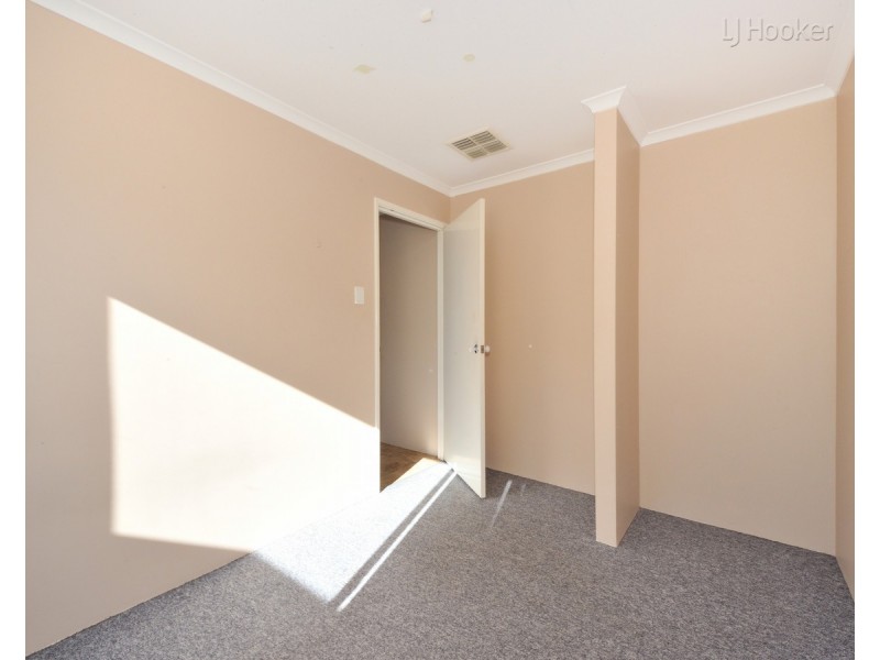 6 Yelka Way, Bertram WA 6167