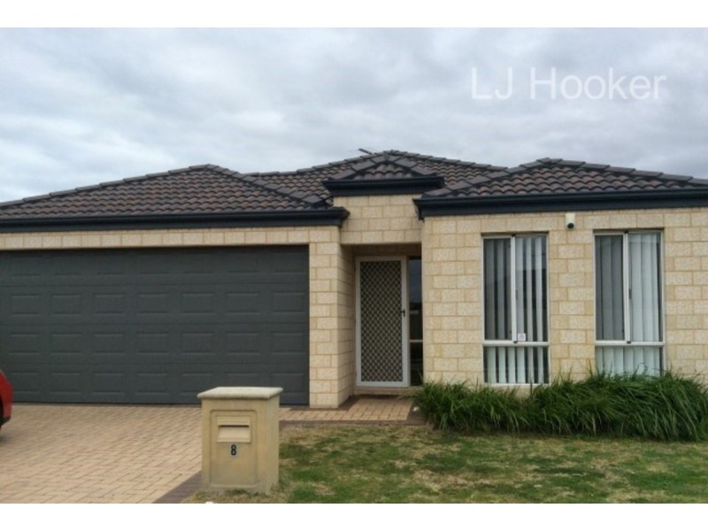 8 Indee Pass, Secret Harbour WA 6173