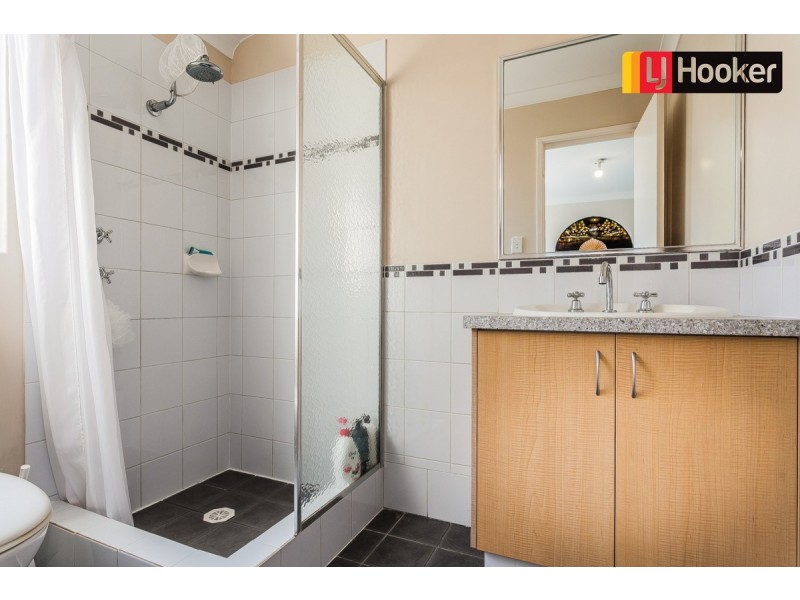 10 Torquay Way, Secret Harbour WA 6173