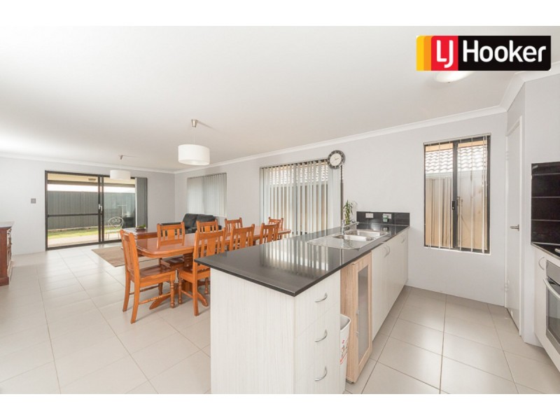 25 Huggins Way, Baldivis WA 6171