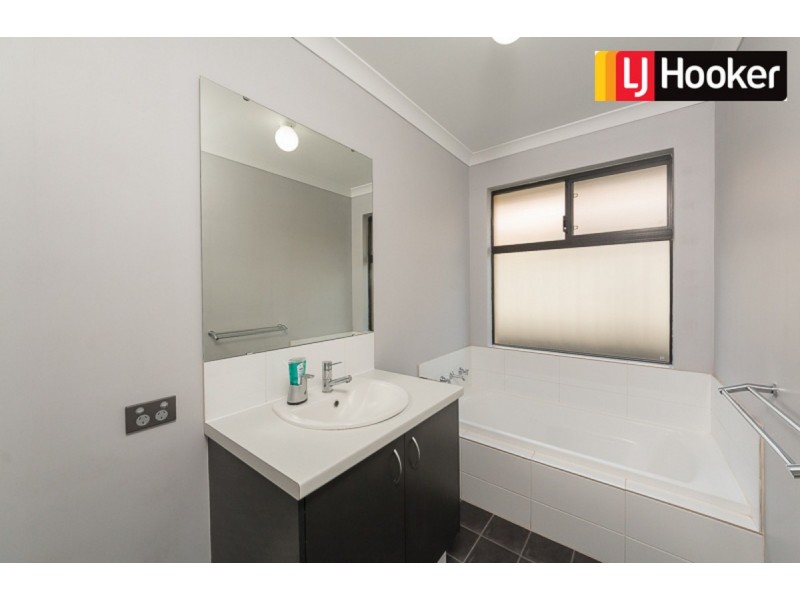 25 Huggins Way, Baldivis WA 6171