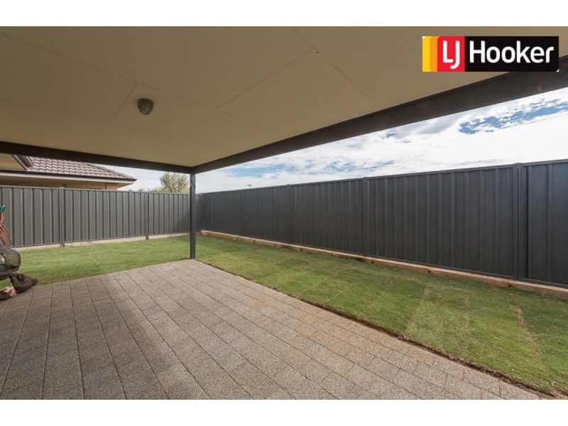 25 Huggins Way, Baldivis WA 6171